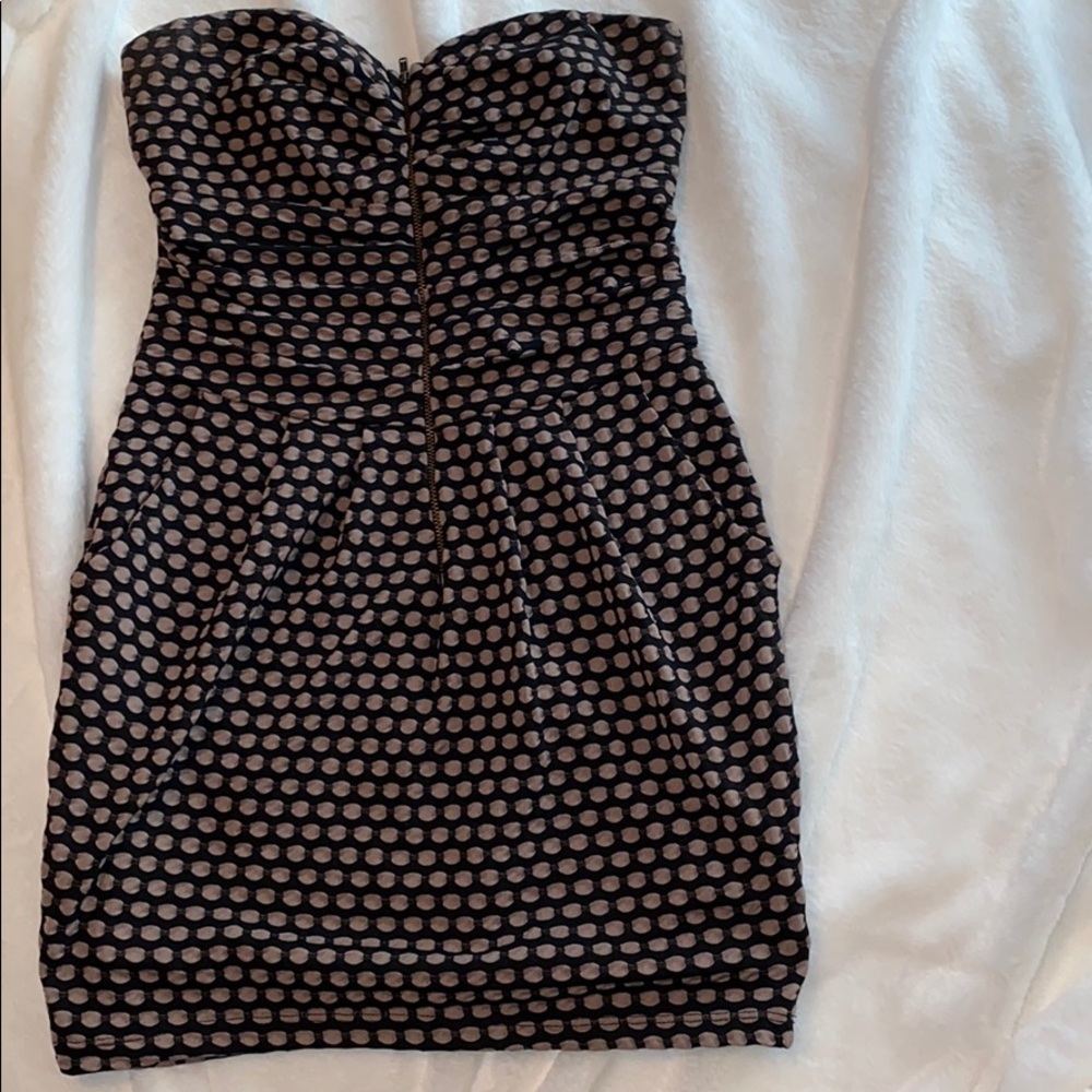 Strapless dress